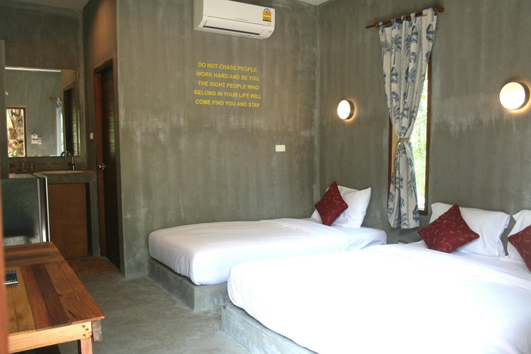 Bedroom 3, Le Pes Villas, Khanom