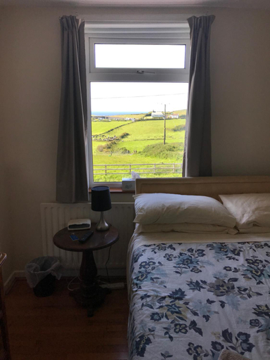 Bedroom 2, Carnside Guest House, Causeway Coast and Glens