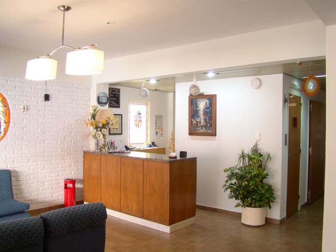 Others 4, Hotel Internacional, Necochea
