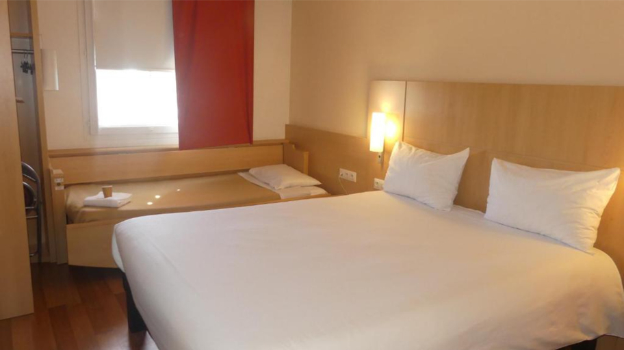 Bedroom 4, ibis Istres Trigance, Bouches-du-Rhône