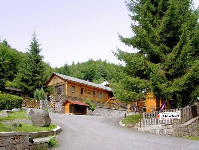 Others 5, Penzion MLADOST Remata, Prievidza