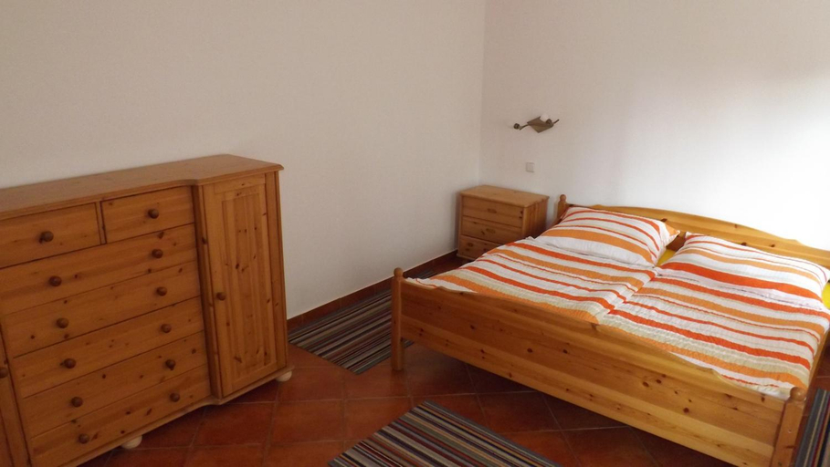 Bedroom 2, Brigitta vendeghaz, Eger