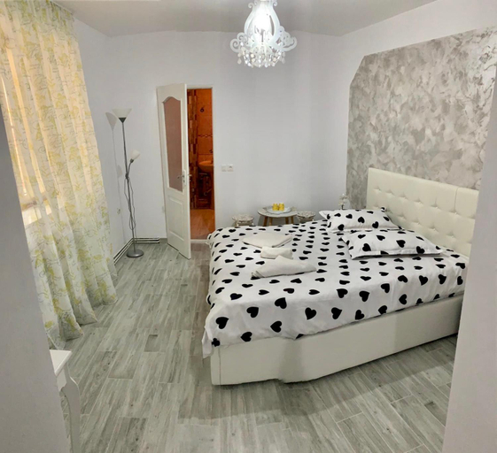 Others 5, Unser Haus, Sibiu