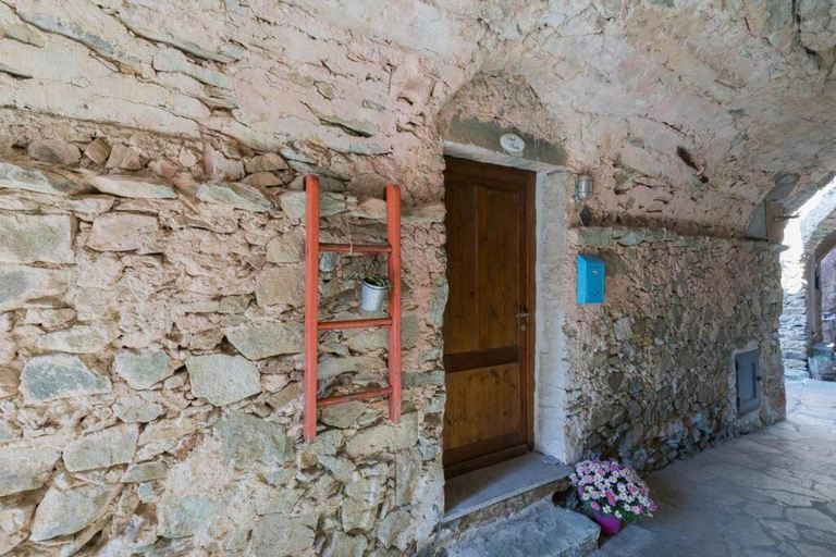 Others 4, La Casa di Sandra a Noli, Savona
