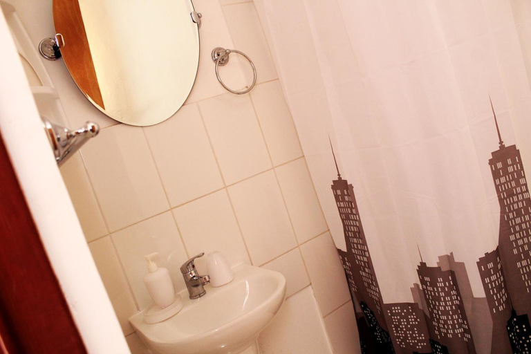 Bathroom 2, Casa Sirius, El Loa