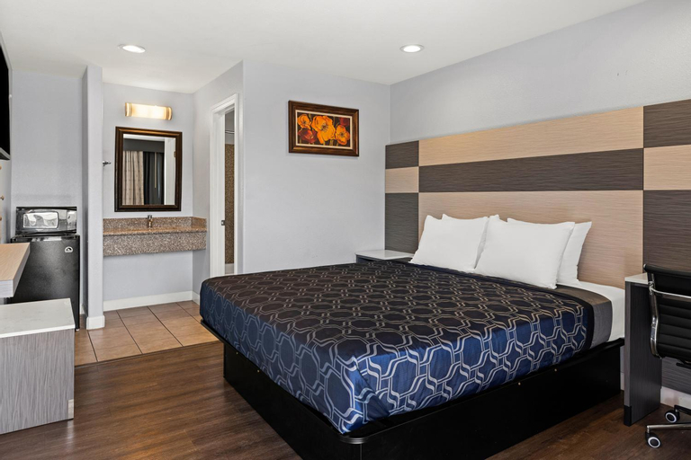 Bedroom 7