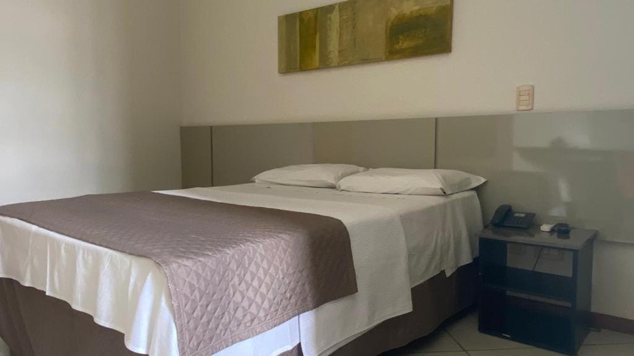 Bedroom 2, Manferrari Hotel, Contagem