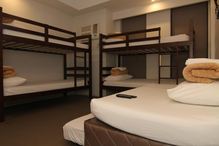 Bedroom 21
