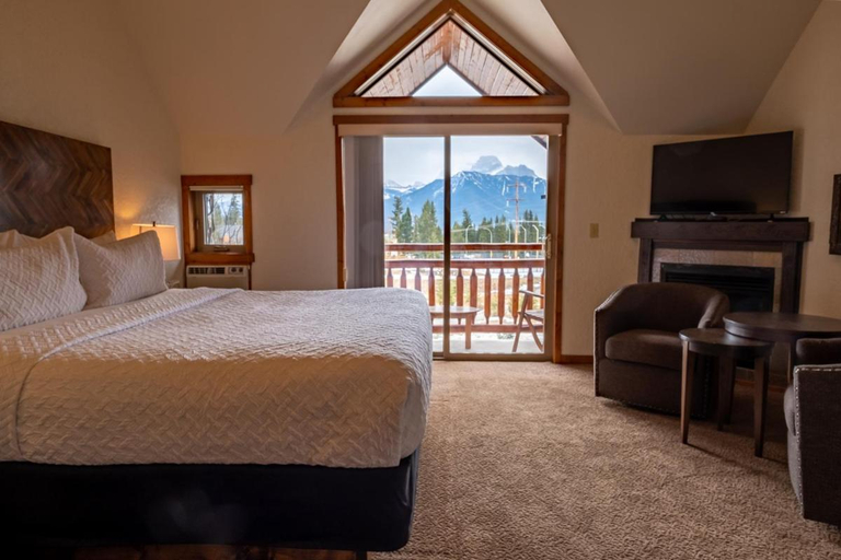 Bedroom 3, A Bear and Bison Country Inn, Division No. 15