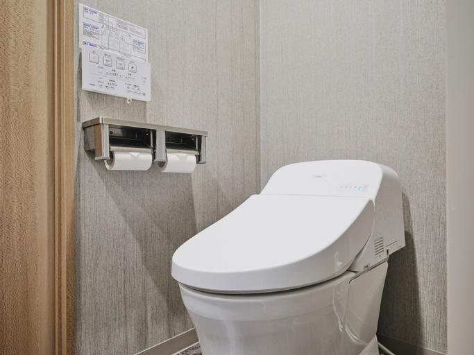 Bathroom 27