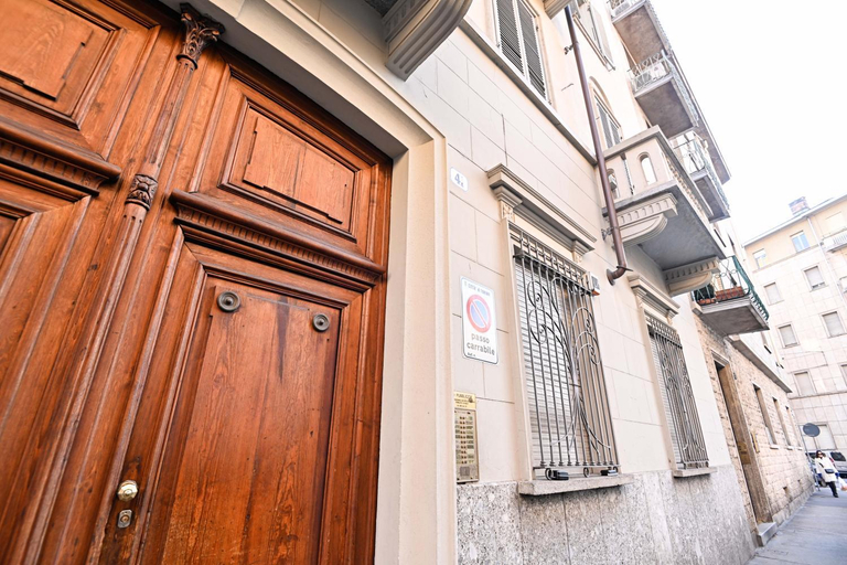 Exterior 14