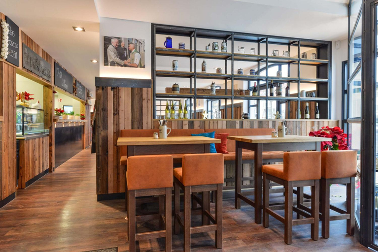 Food & Drinks 4, Business Boardinghouse Augsburg, zentral, ruhig & mit Parkplatz, Augsburg