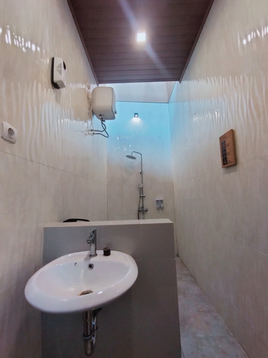 Bathroom 4