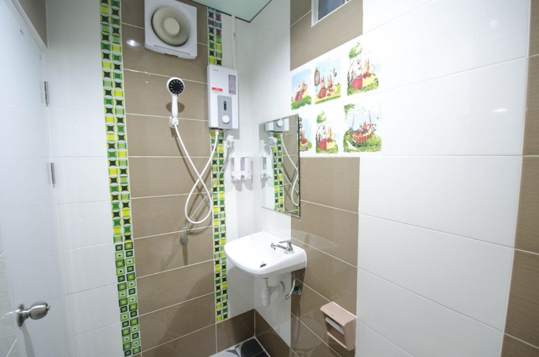 Bedroom 3, คุณแดง บัดเจทโฮเทล - Khun Daeng Budget Hotel, Muang Songkhla