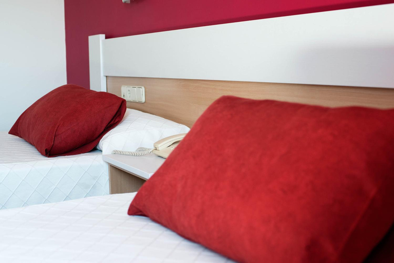 Bedroom 3, Hotel Cim Valles, Barcelona