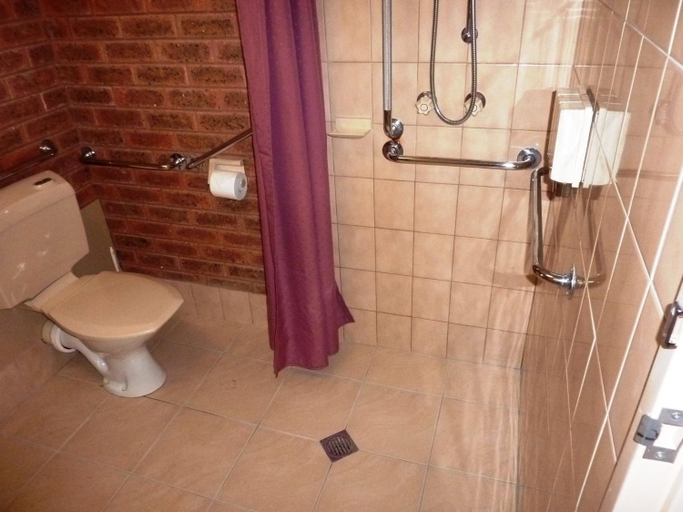 Bathroom 3