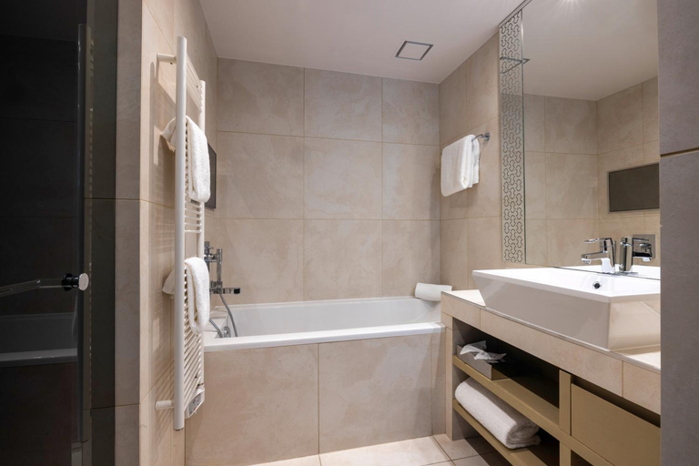 Bathroom, Villa Maillot, Paris