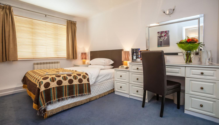 Bedroom 2, La Collinette Hotel Apartments & Cottages