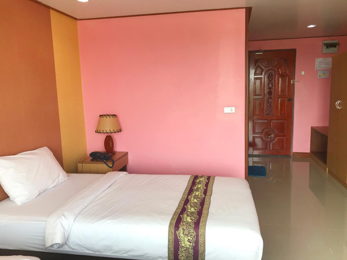 Bedroom 8