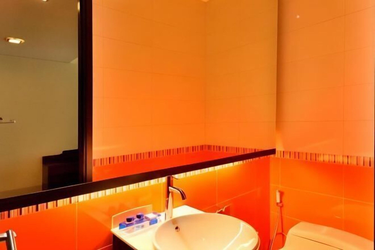 Bathroom 5