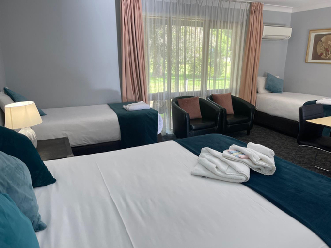 Bedroom 13