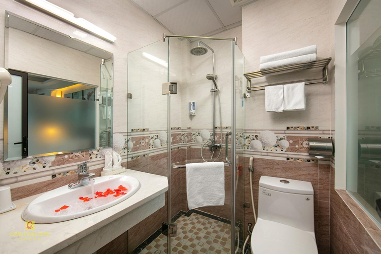 Bathroom 24