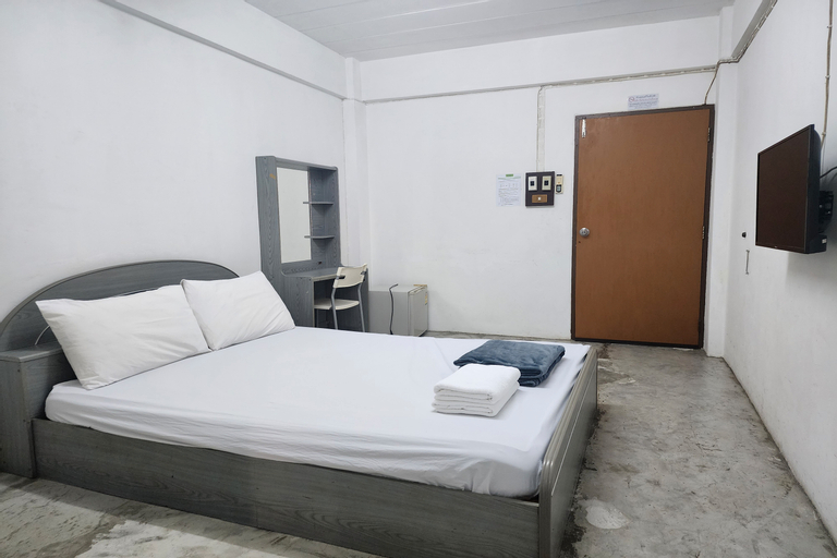 Bedroom 18