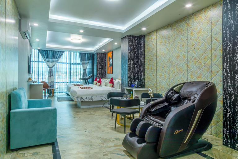 Others 3, Hotel Robot, Bagmati