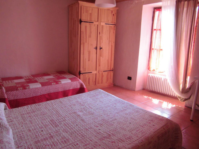 Others 4, La Casa Antica, Aosta