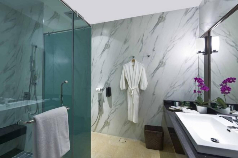 Bathroom 6