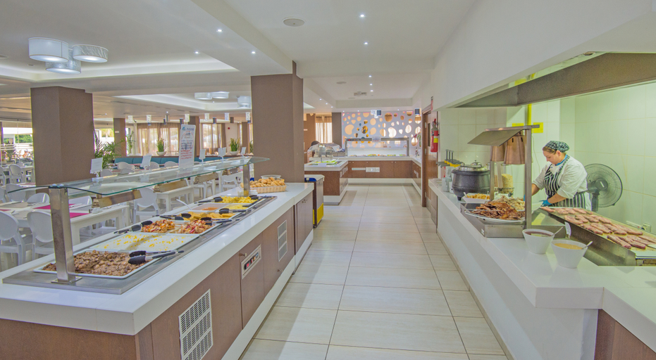 Food & Drinks 4, New Famagusta Hotel and Suites