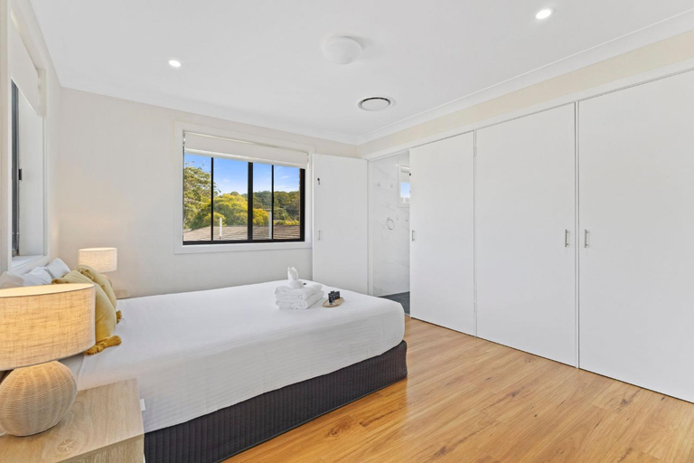 Bedroom 3, Lemon Tree Passage Motel, Port Stephens