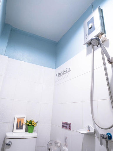 Bathroom 15