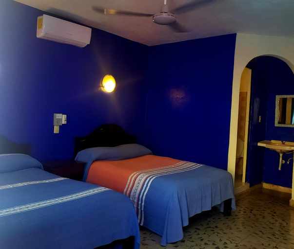 Others 5, d margo, Cozumel