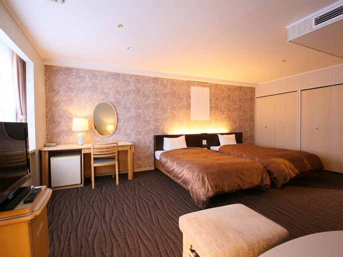 Bedroom 13