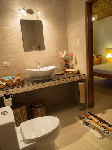 Bathroom, Magic Oceans Dive Resort, Anda