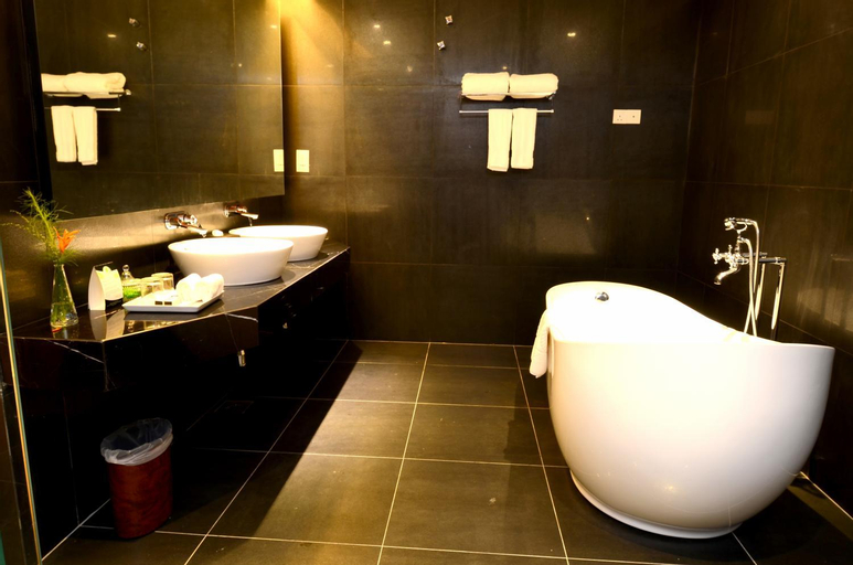Bathroom 6