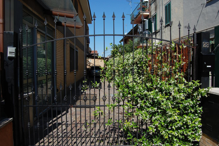 Others 3, B&B GoodDay Roma Tor Vergata, Roma