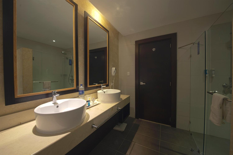 Bathroom 5, Vista Sol Punta Cana Beach Resort & Spa - All Inclusive, Salvaleon de Higuey