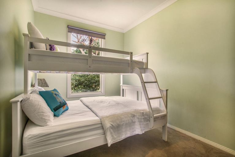 Bedroom 2, Country House Retreat, E. Gippsland - Bairnsdale