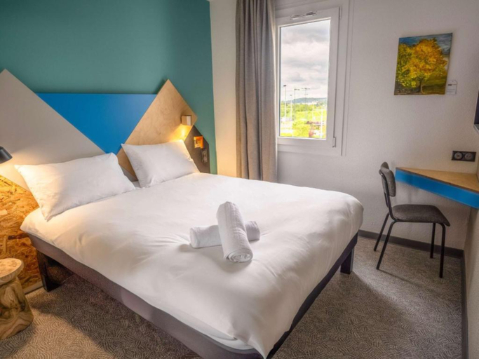 Bedroom 2, Greet Hotel Montbéliard, Doubs