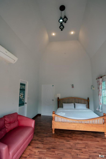 Bedroom 2, Suriyan Villa Erawan Kanchanaburi สุริยัน วิลล่า เอราวัณ กาญจนบุรี, Si Sawat