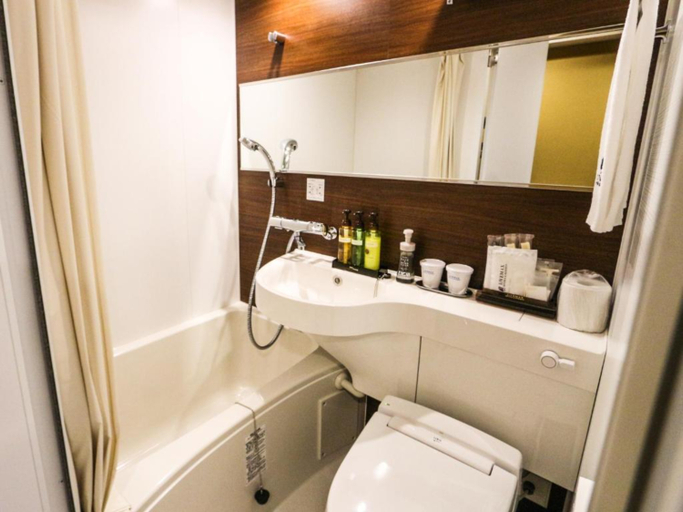 Bathroom 4, HOTEL LiVEMAX MIKAWAANJO EKIMAE, Kariya