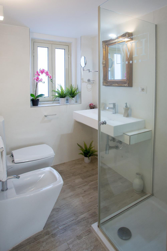 Bathroom 2, Duomo Luxury Suite Catania, Catania