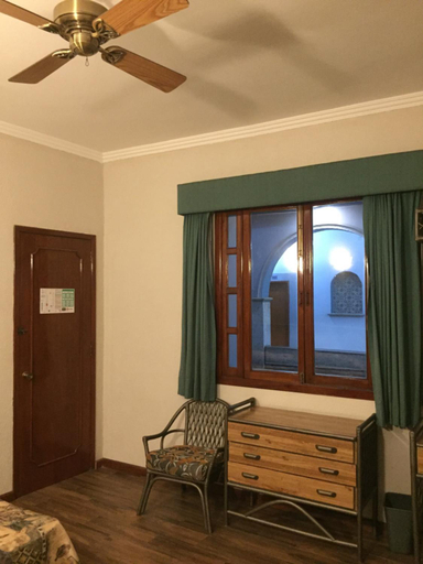 Others 5, Hotel Mexico, Coatepec