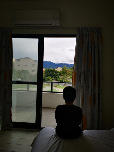 Others 3, Brand New Elevator Homestay Rich One Day, Yilan