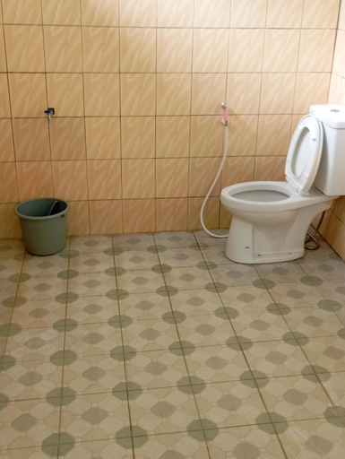 Bathroom, Hidayah homestay, Ende