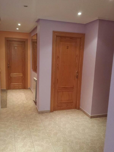 Others 5, Hostal Vaticano, Zaragoza