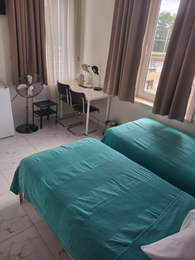 Others 4, Hotel de la Gare Aalst, Oost-Vlaanderen
