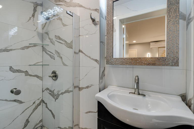 Bathroom 13